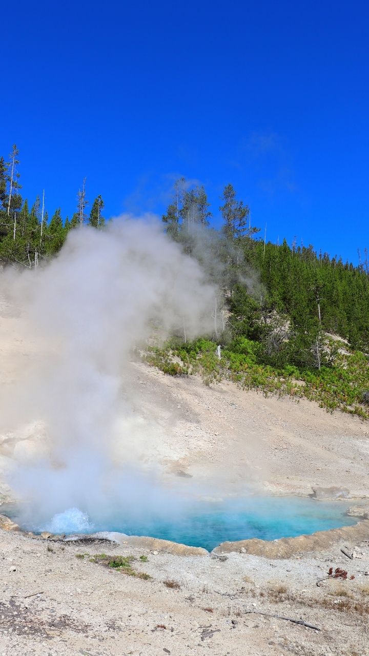 Beryl Hot Spring, 2 Days in Yellowstone Itinerary