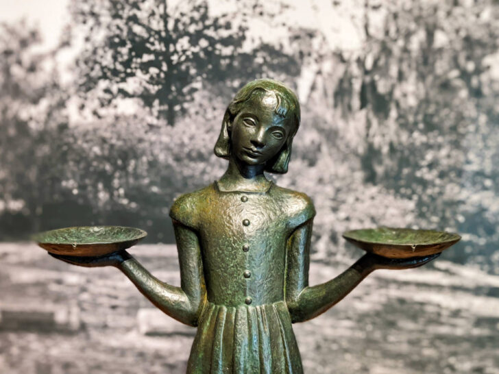 Savannah’s Bird Girl Statue: How to See the Icon of Midnight in the Garden of Good and Evil