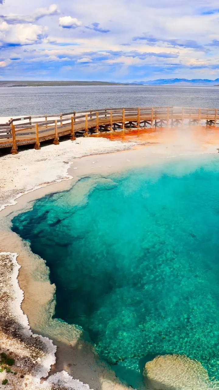 Black Pool West Thumb Geysers, 2 Days in Yellowstone Itinerary