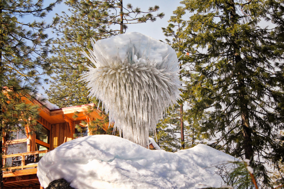 Chihuly Icicle Sculpture at Sleeping Lady Resort Leavenworth WA 3c