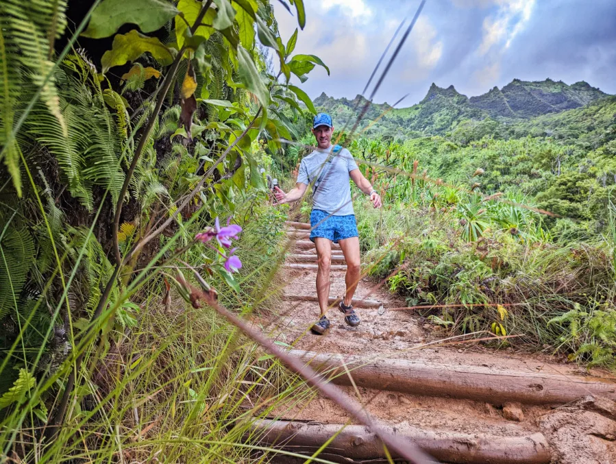 Chris Taylor hiking the Kalalau Trail Haena State Park Na Pali Coast North Shore Kauai Hawaii 4