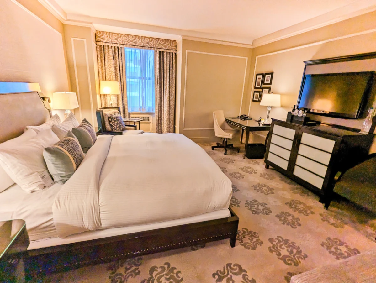Deluxe King Room at Fairmont Hotel Vancouver Downtown Vancouver BC 2