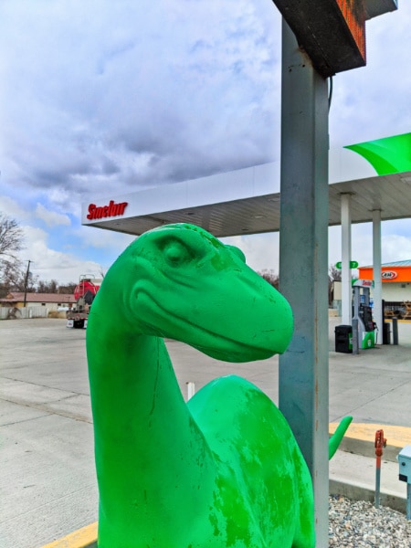 Dinosaur at Sinclair Gas Station in Snowville Utah cross country move 2020 1