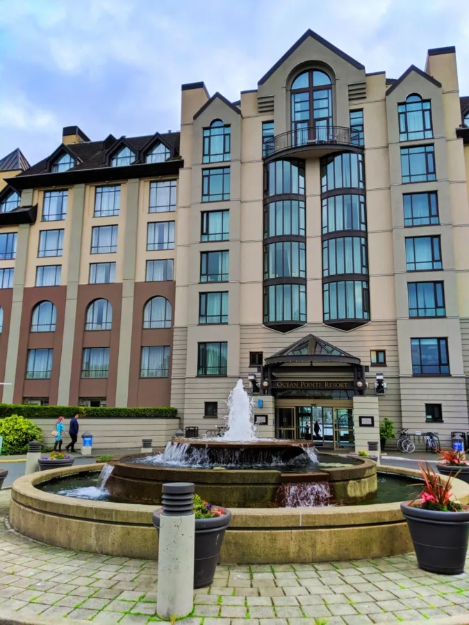 Entrance of Delta Ocean Point Hotel Victoria BC 2