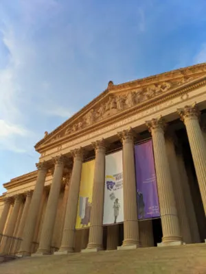 Exterior of National Archives Washington DC 1