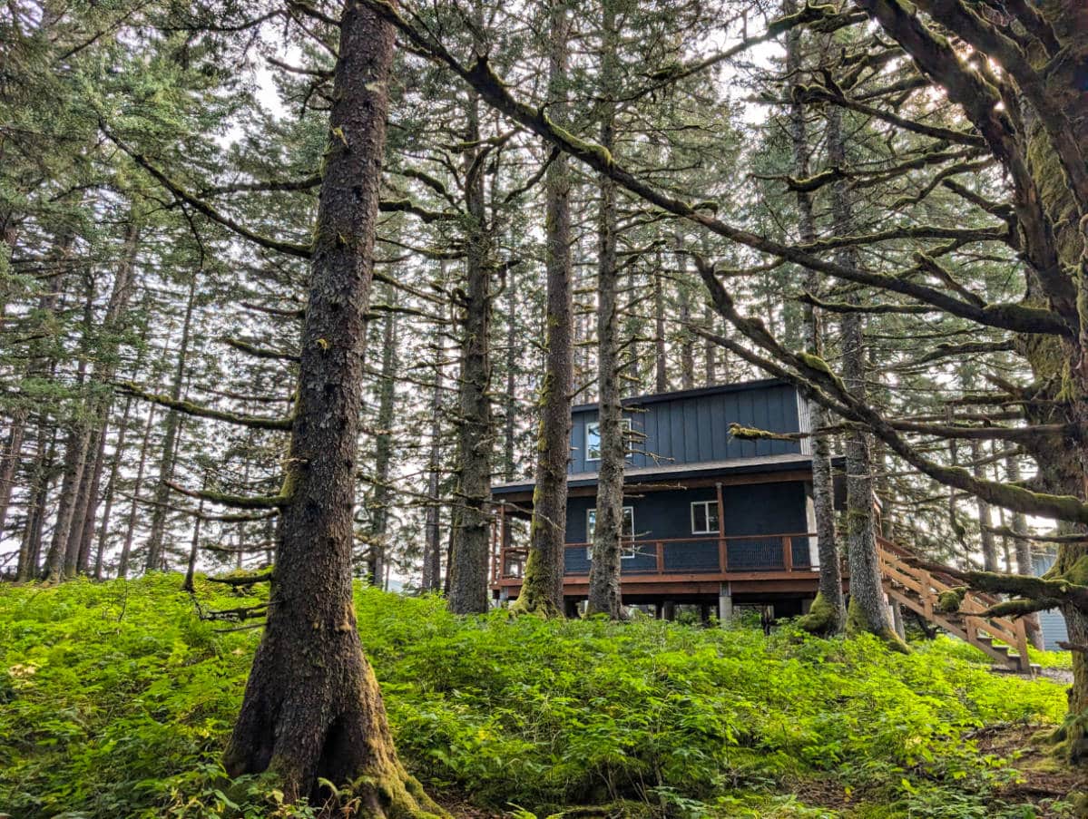 Exterior of Oceanside Cabin at Friends by the Ocean Retreat in Chiniak Kodiak Alaska