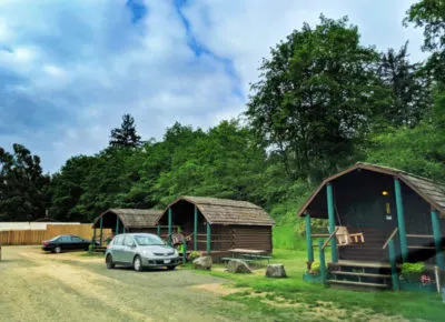 Family cabins at Astoria KOA Campground Warrenton Oregon 3