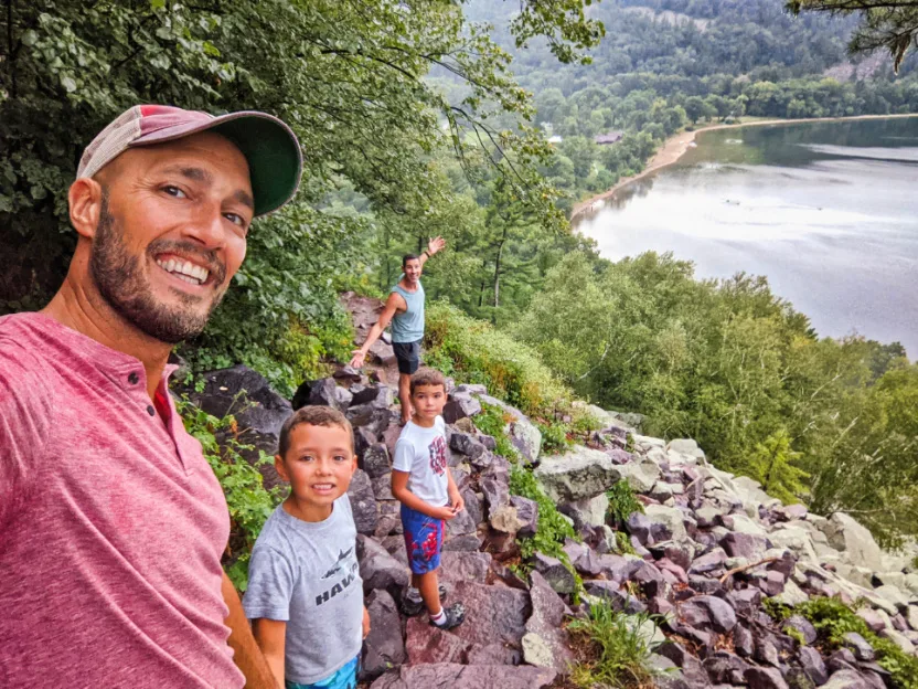Full Taylor Family Hiking in the rain at Devils Rock State Park Baraboo Wisconsin 3