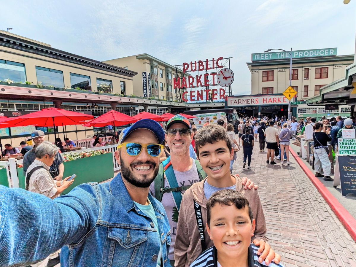 Full Taylor Family at Pike Place Market Seattle31