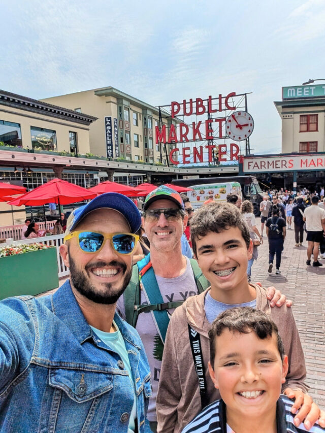 Full Taylor Family at Pike Place Market Seattle31
