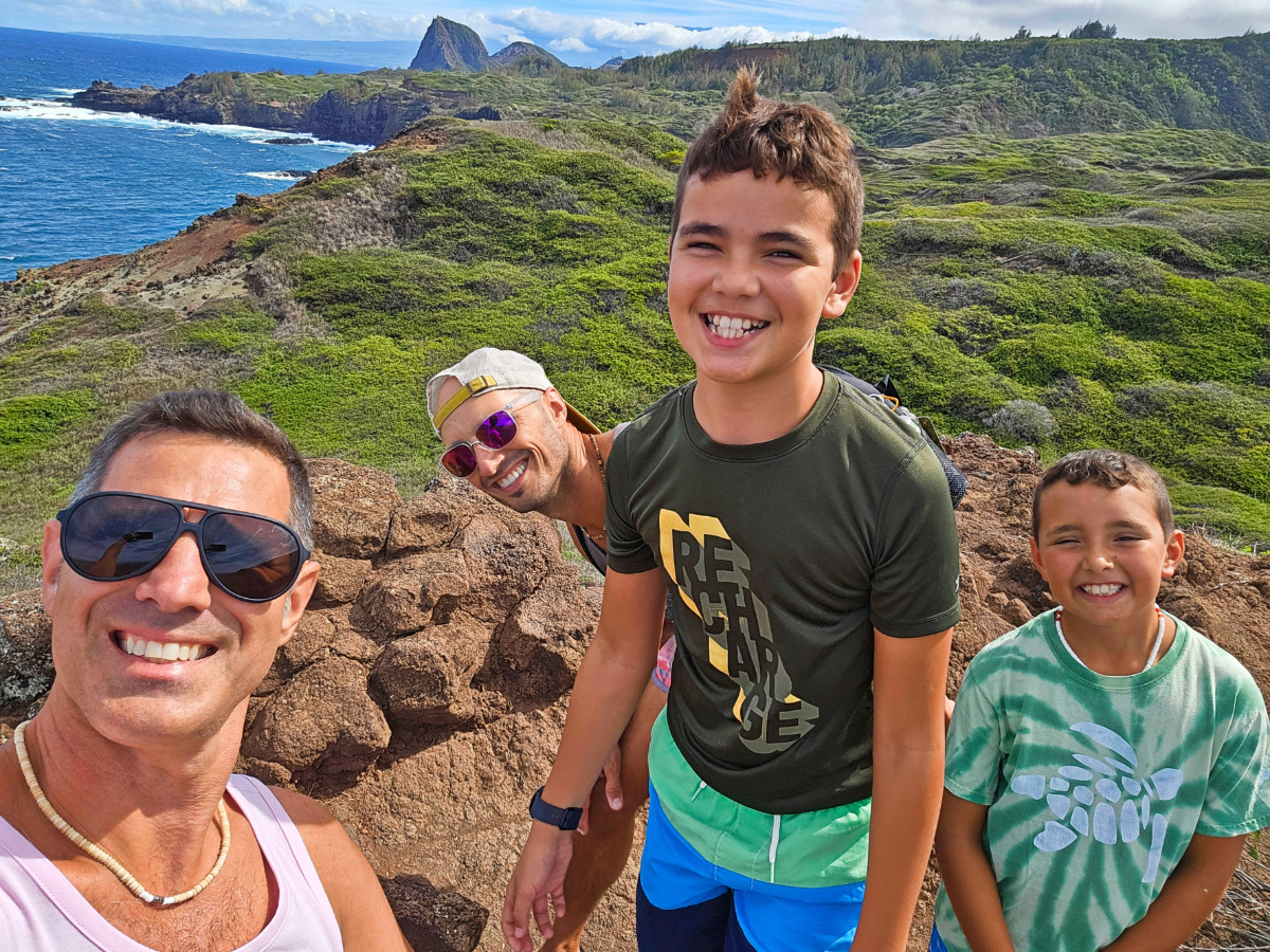 Full Taylor Family hiking the Ohai Trail on Kahekili Highway Northwest Maui Hawaii 1