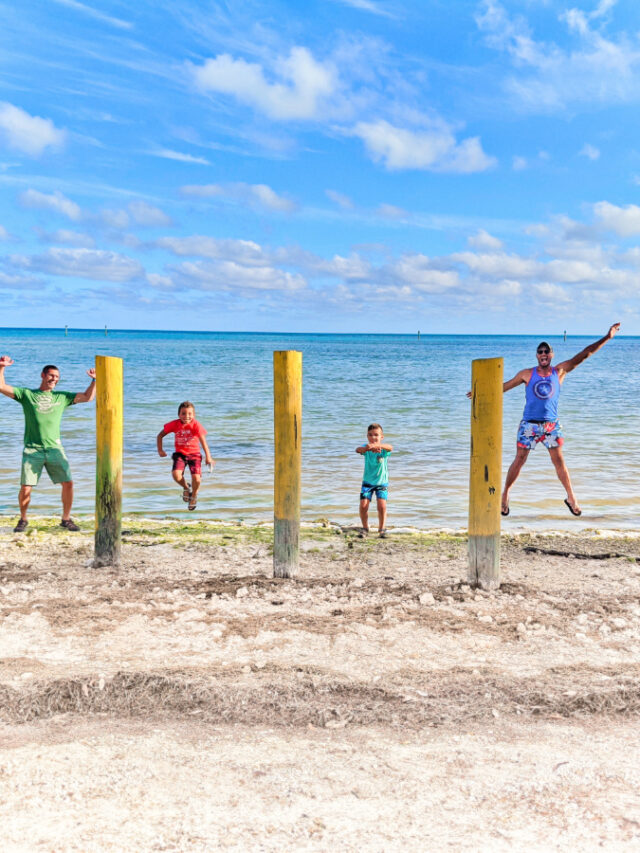 Full Taylor Family on Annes Beach Islamorada Florida Keys 2020 1
