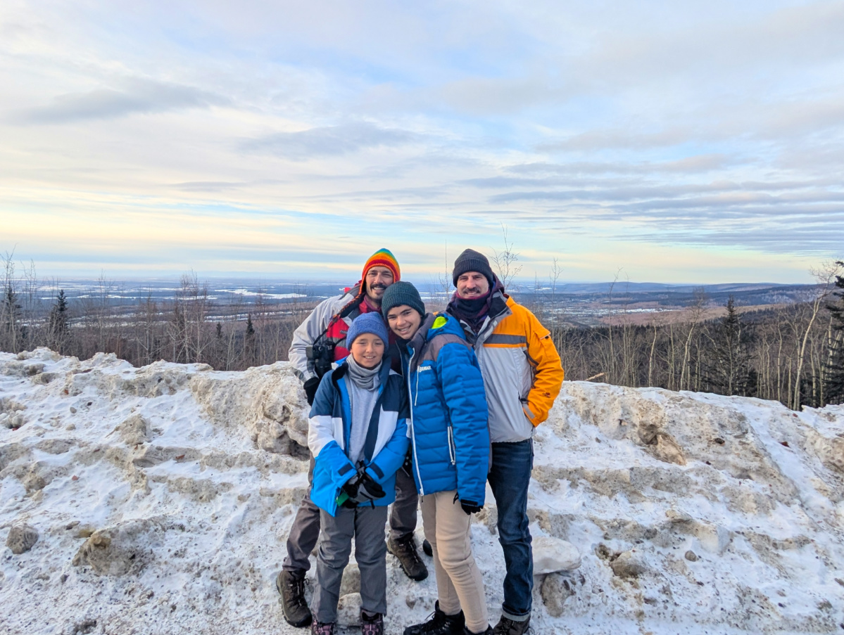 Full Taylor Family with View of Alaska Range from Parks Highway in Fairbanks Alaska 1