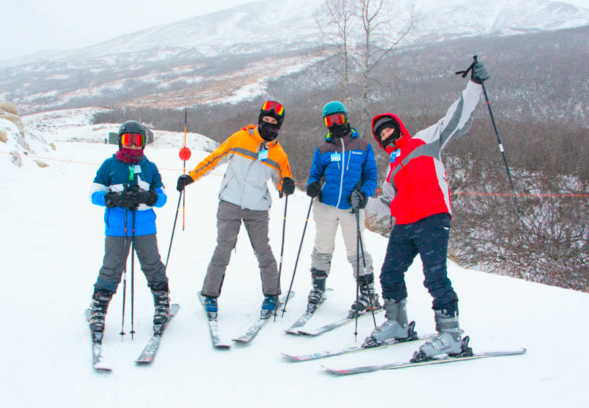 Full Taylor Family Skiing at Skeetawk Resort Hatcher Pass Palmer Alaska 3