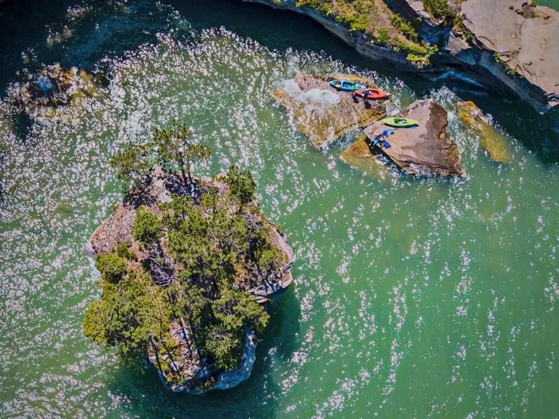 Kayaking-at-Turnip-Rock-Lake-Huron-Michigan-2