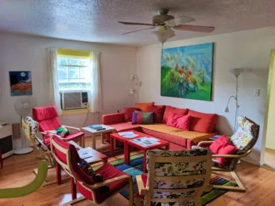 Living Room in Sunset Cottage Painted Hills Cottages Mitchell Oregon 2