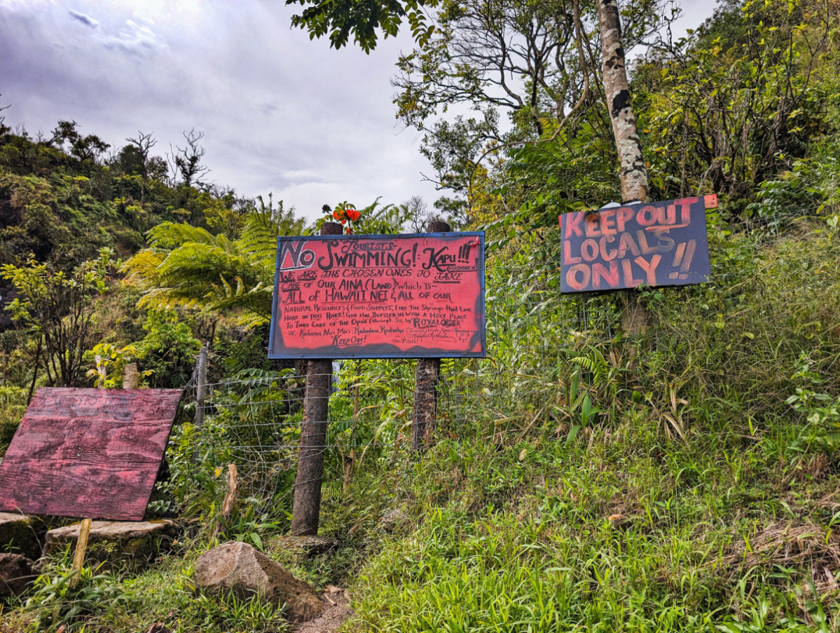 Locals Only Kapu Sign on Road to Hana Maui Hawaii 1