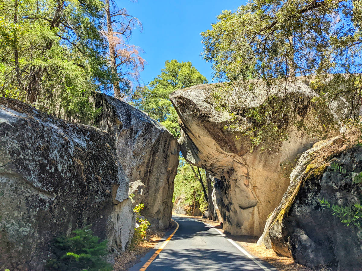 Narrow Rock Road in Yosemit National Park California