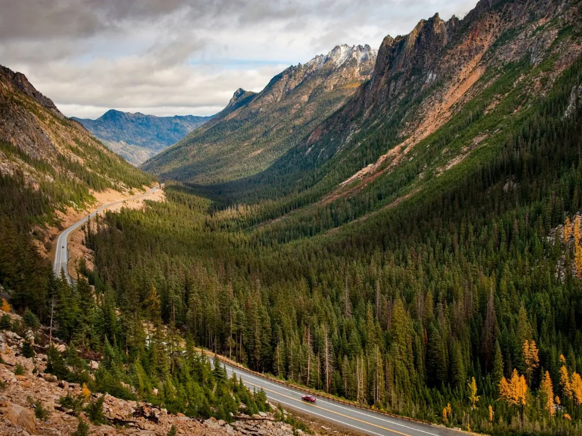 North Cascades Highway 20 Washington in Fall