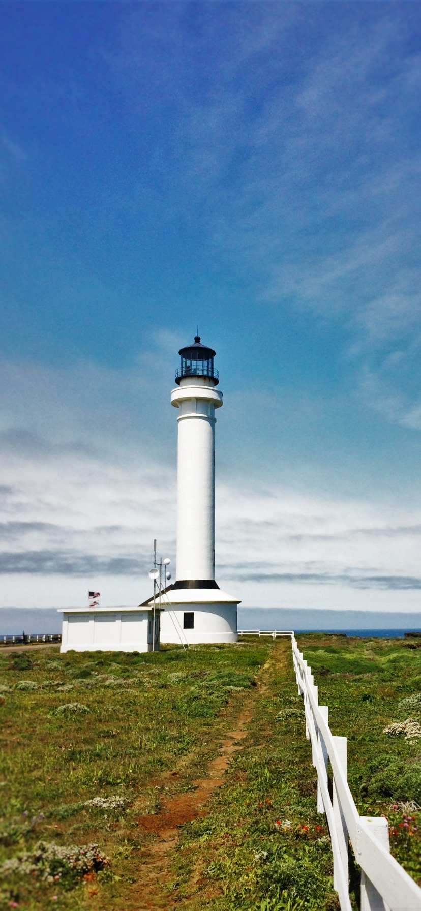 Point-Arena-Lighthouse-California-Coast-Road-Trip-Web-Story-.jpg
