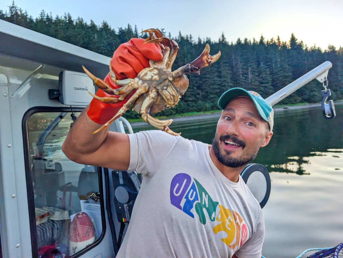 Rob Taylor Crabbing with IntoAlaska in Juneau Alaska 12