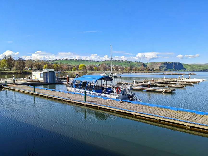 Snake Dancer Jet Boat in Marina in Clarkston Washington Lewis Clark Valley 1