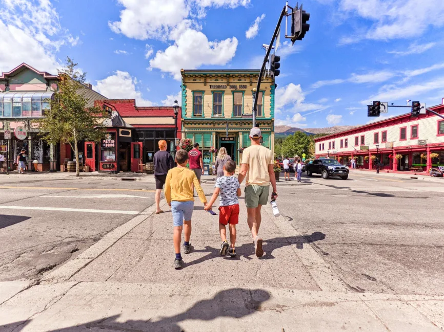 Taylor Family in Historic Downtown Breckenridge Colorado 5