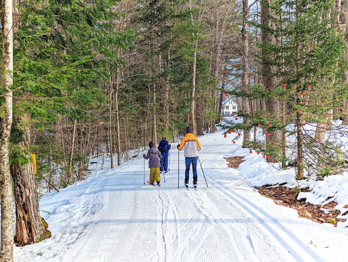 Taylor Family Cross Country Skiing at Pineland Farms New Gloucester Maine 9