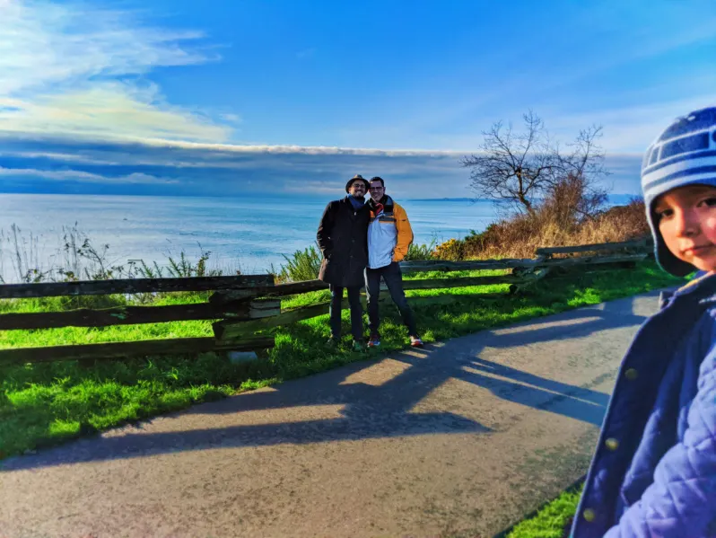 Taylor Family at Bluff Trail at Beacon Hill Park Victoria BC 1