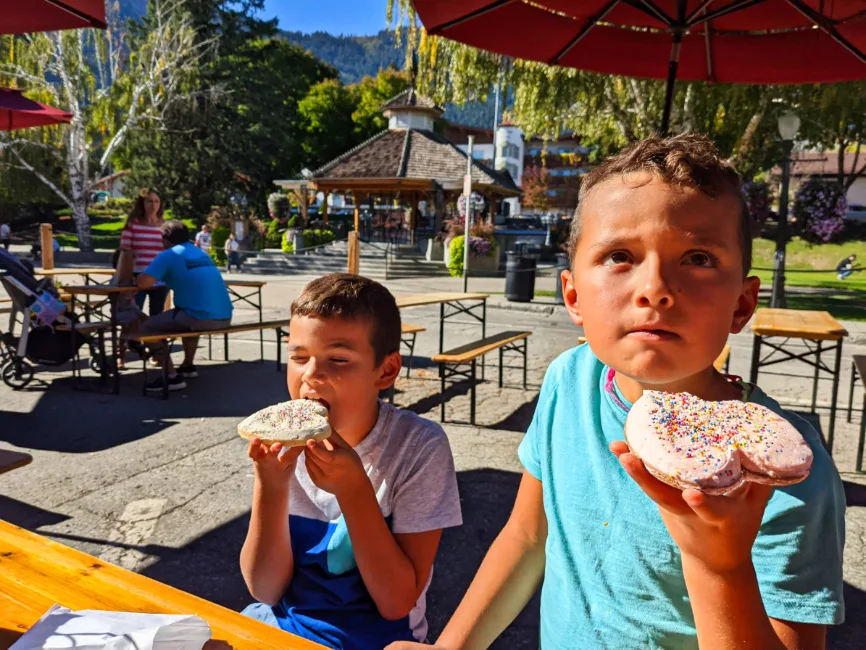 Taylor Family at Gingerbread Factory Downtown Leavenworth Washington 3