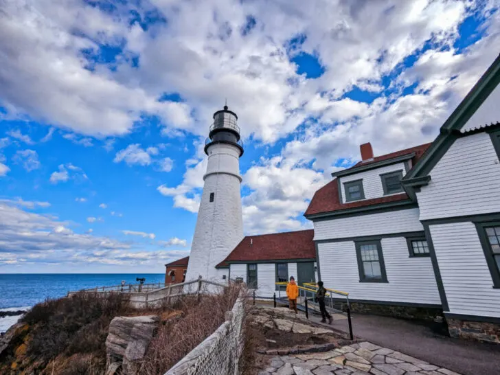 Beautiful Lighthouses in Maine to Visit, from Portland to the Canadian Border