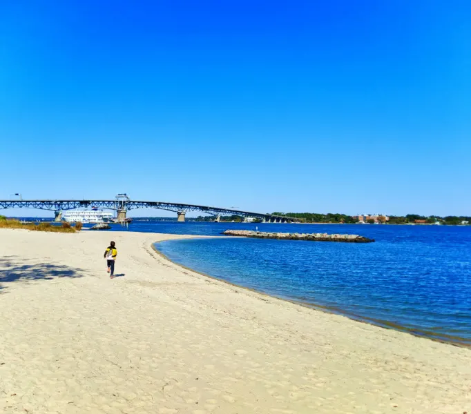 Taylor Family at Potomac Beach Historic Triangle Yorktown Virginia 1