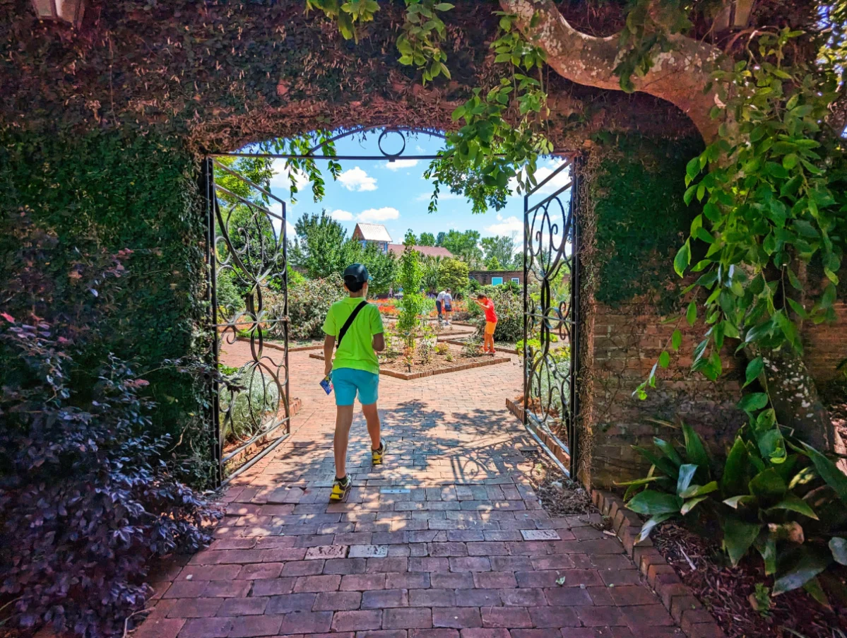 Taylor Family at Riverbanks Zoo and Gardens Columbia South Full Carolina 6