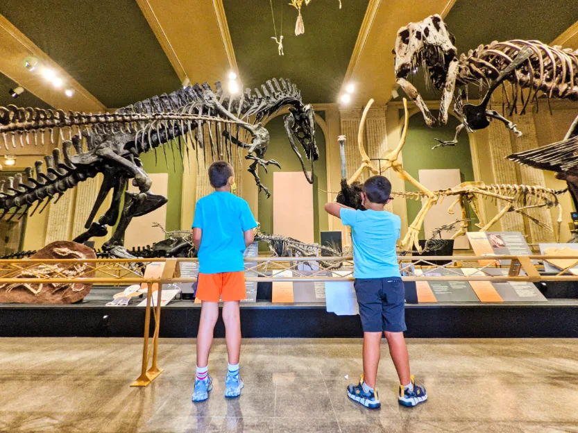 Taylor Family at Smithsonian Carthage Dinosaur Discovery Museum Kenosha Wisconsin 4