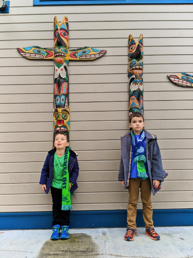 Taylor Family at Ye Olde Curiosity Shop Seattle Waterfront 1