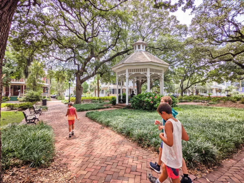 Taylor Family in Public Square Historic District Savannah Georgia 5