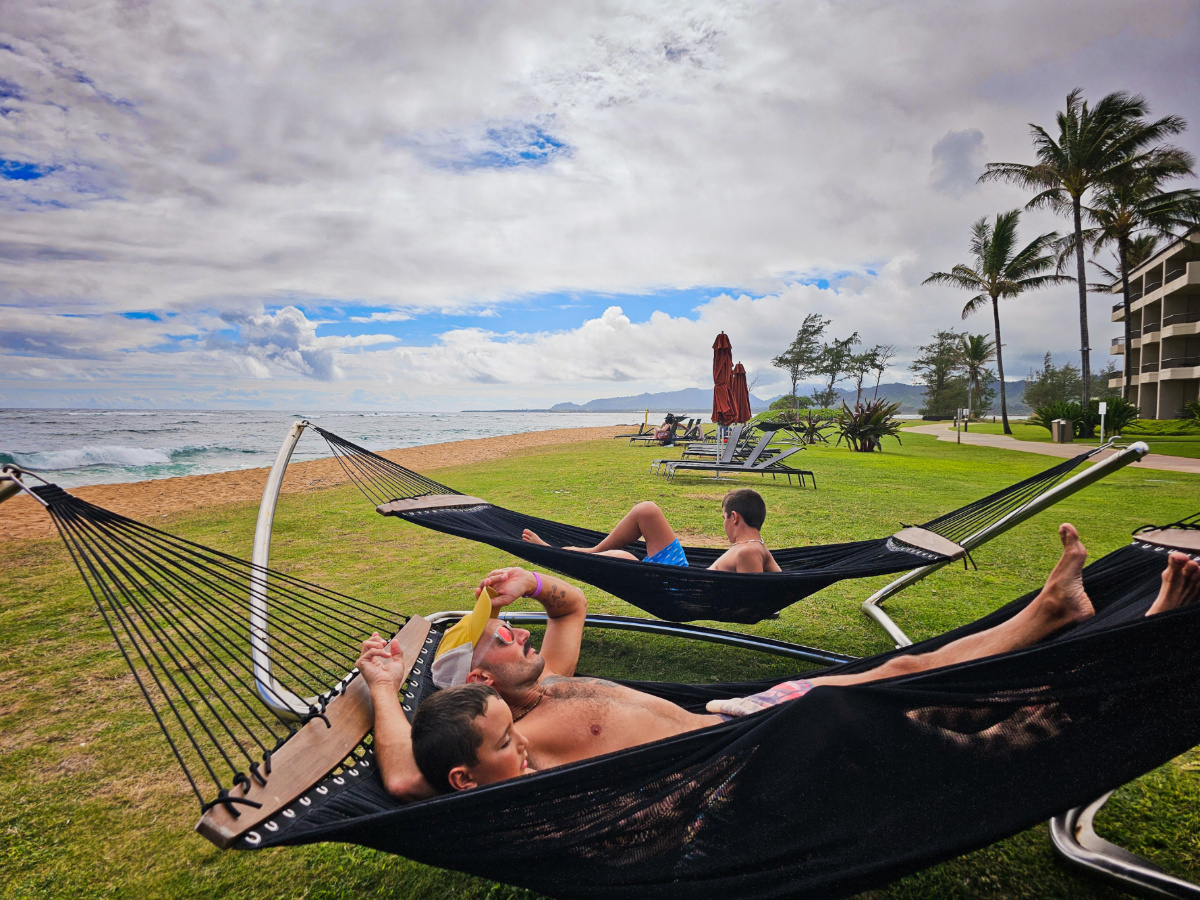 Taylor Family in hammocks at Sheraton Coconut Beach Resort Kapaa Kauai 1