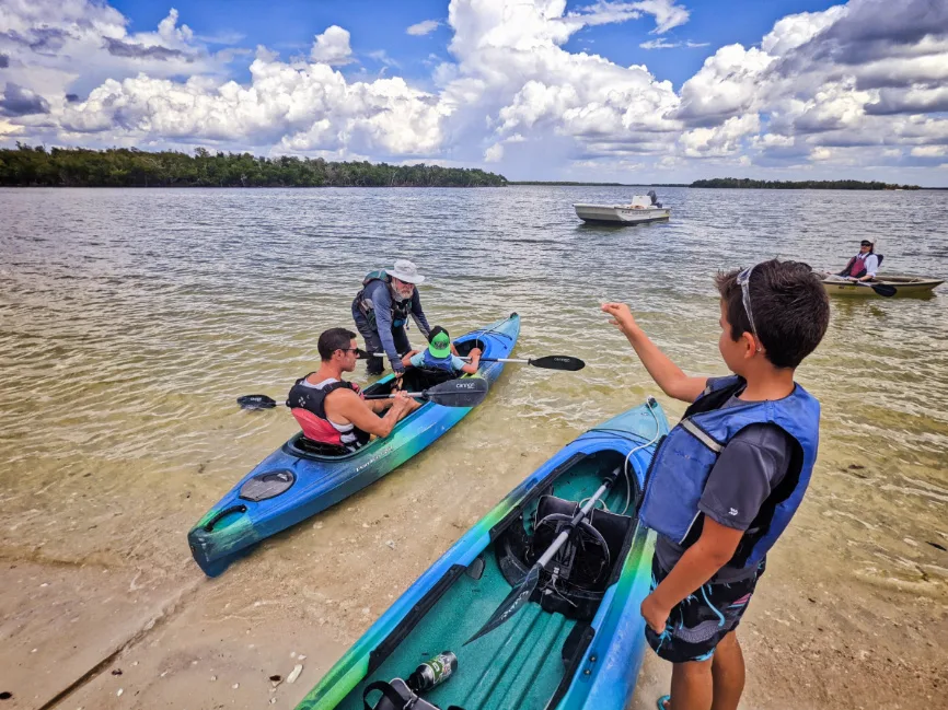 Taylor Family kayaking in 10 Thousand Islands Everglades National Park Florida 2