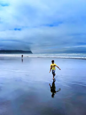 Taylor Family on Beach from Downtown Seaside Oregon Coast 5