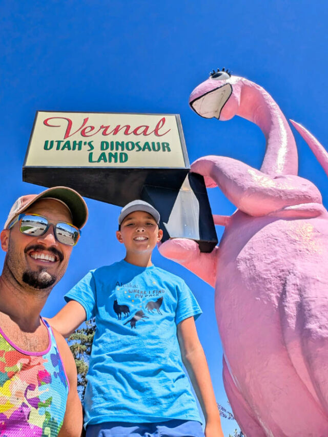 Taylor Family with Pink Dinosaur in Vernal Utah 2