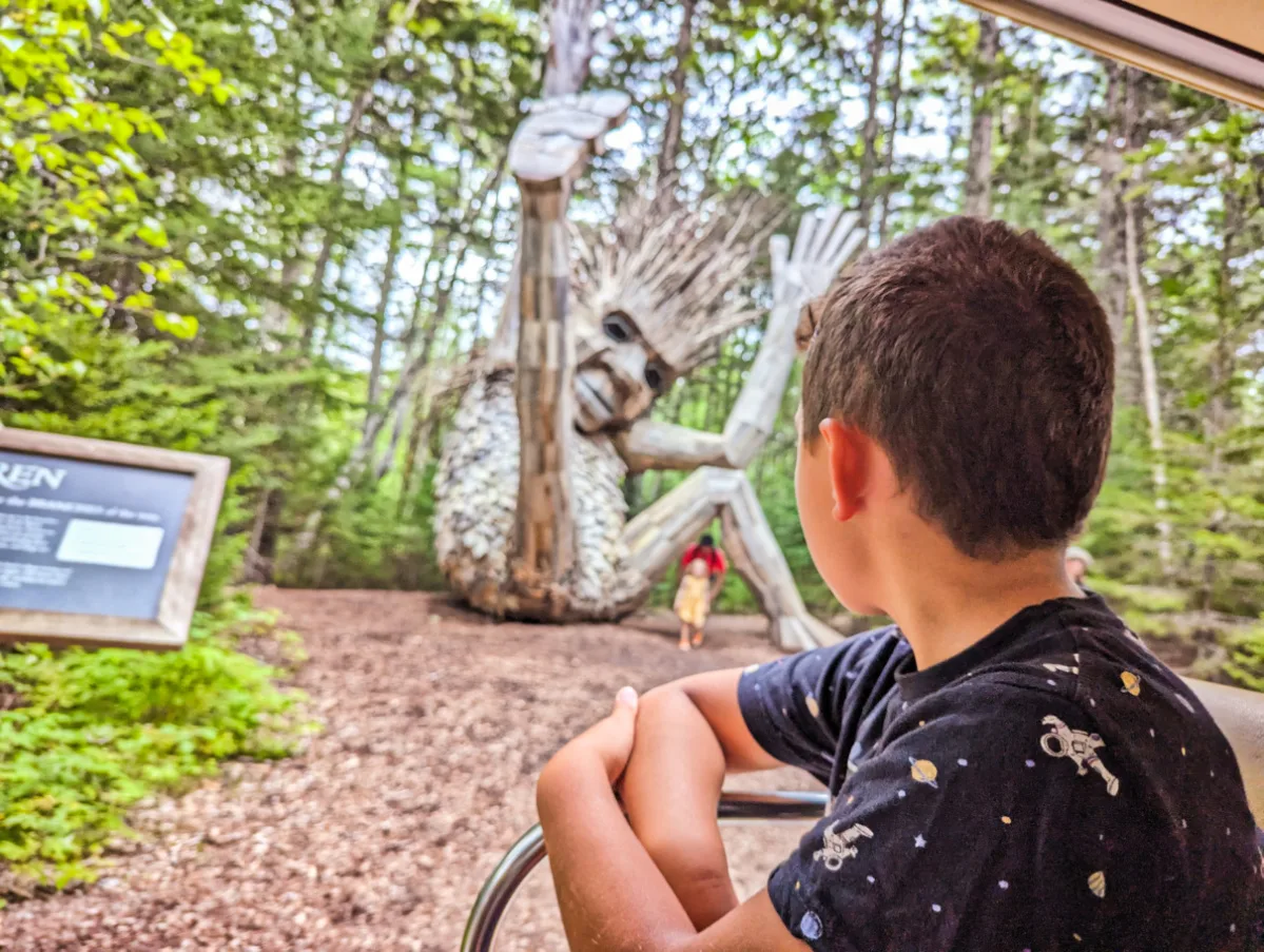 Taylor Family with Thomas Dambo Trolls at Coastal Maine Botanical Gardens Boothbay Harbor Maine 1