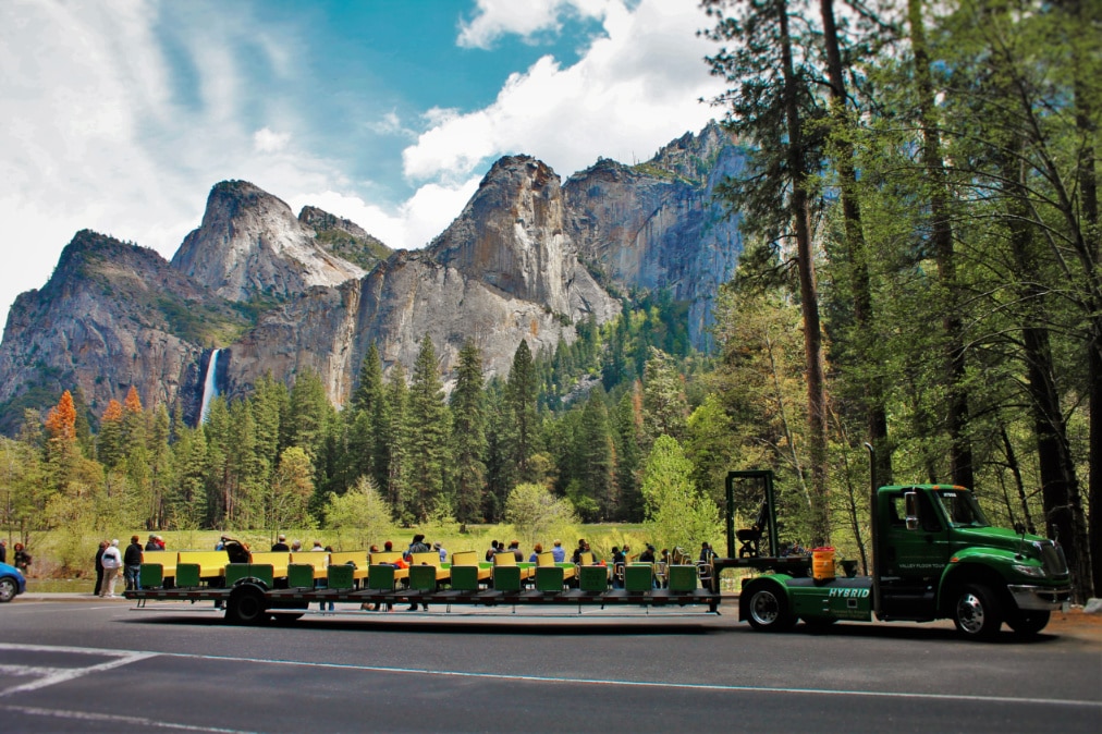 Tram tour in Yosemite Valley in Yosemite National Park 2