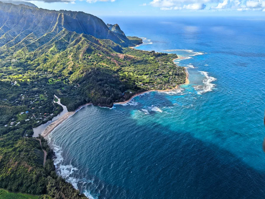 Tunnels Beach on Na Pali Coast from Helicopter with Kauai Air Hawaii 1