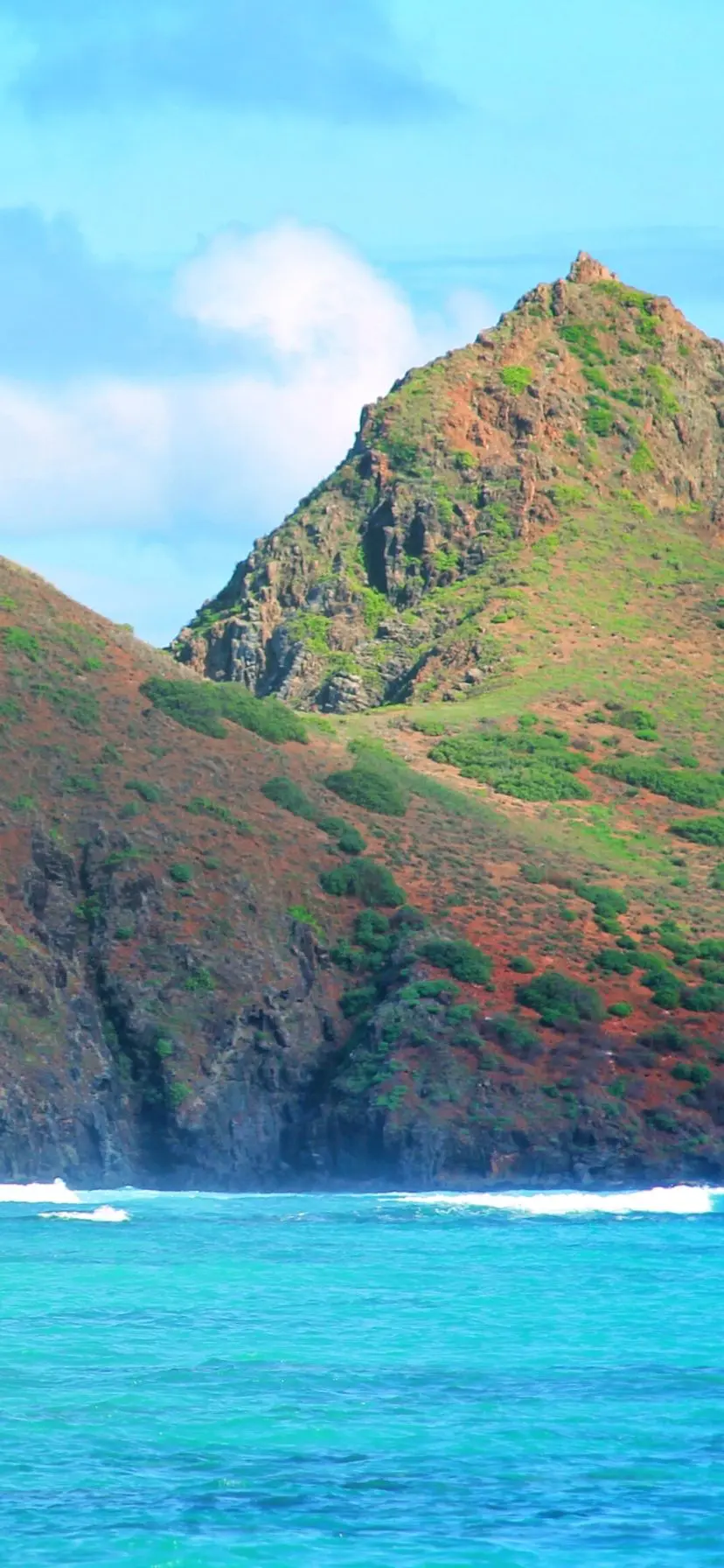 Green lush island off Lanikai, Oahu Eastern Shore