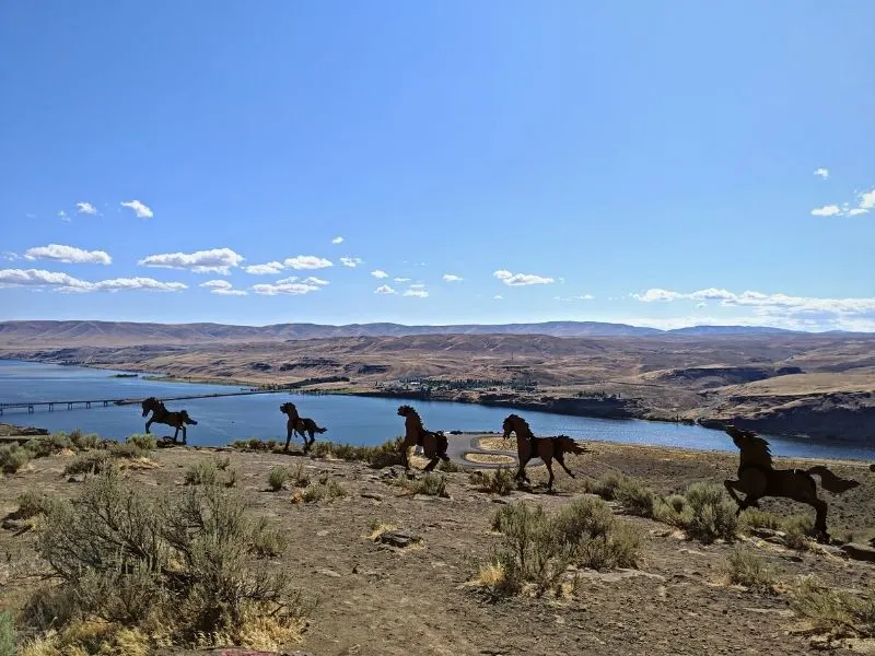 Wild Horses Sculpture over Columbia River Vantage Washington