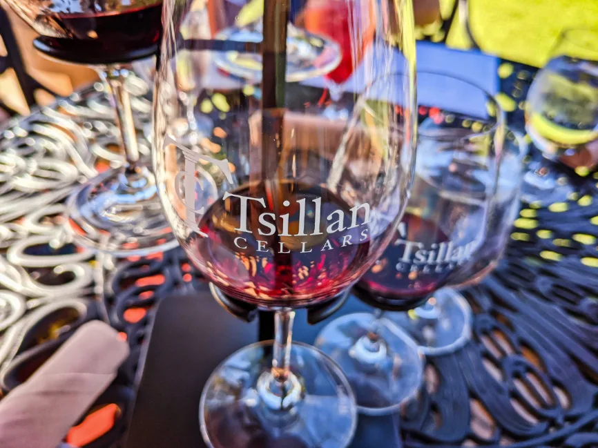 Wine Tasting Flight at Tsillan Cellars Lake Chelan Washington 2